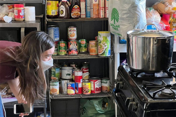 Как избавиться от неприятного запаха на кухне: советы и хитрости