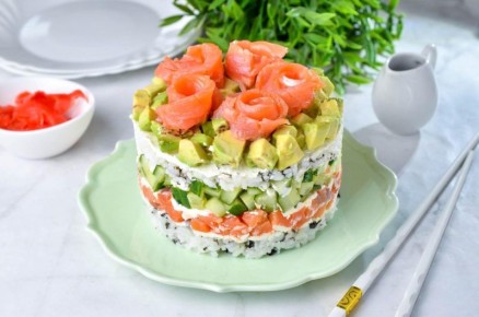 Салат «Филадельфия»: роллы в свежем исполнении для вашего стола