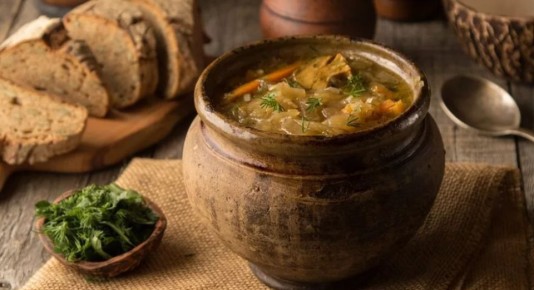 Как правильно приготовить щи из квашеной капусты: секреты традиционного блюда