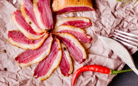 Как приготовить вяленую утиную грудку: простой домашний рецепт