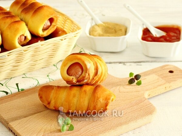 Как красиво спрятать сосиски в тесте: оригинальные идеи приготовления