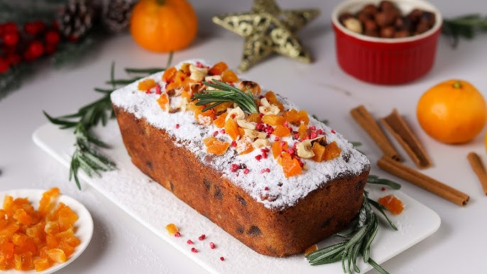 Ароматный новогодний кекс с орехами и сухофруктами, который поднимет праздничное настроение
