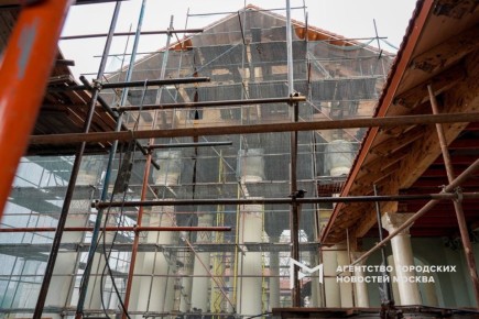 На ВДНХ завершаются работы по реставрации уникального кафе «Лето»