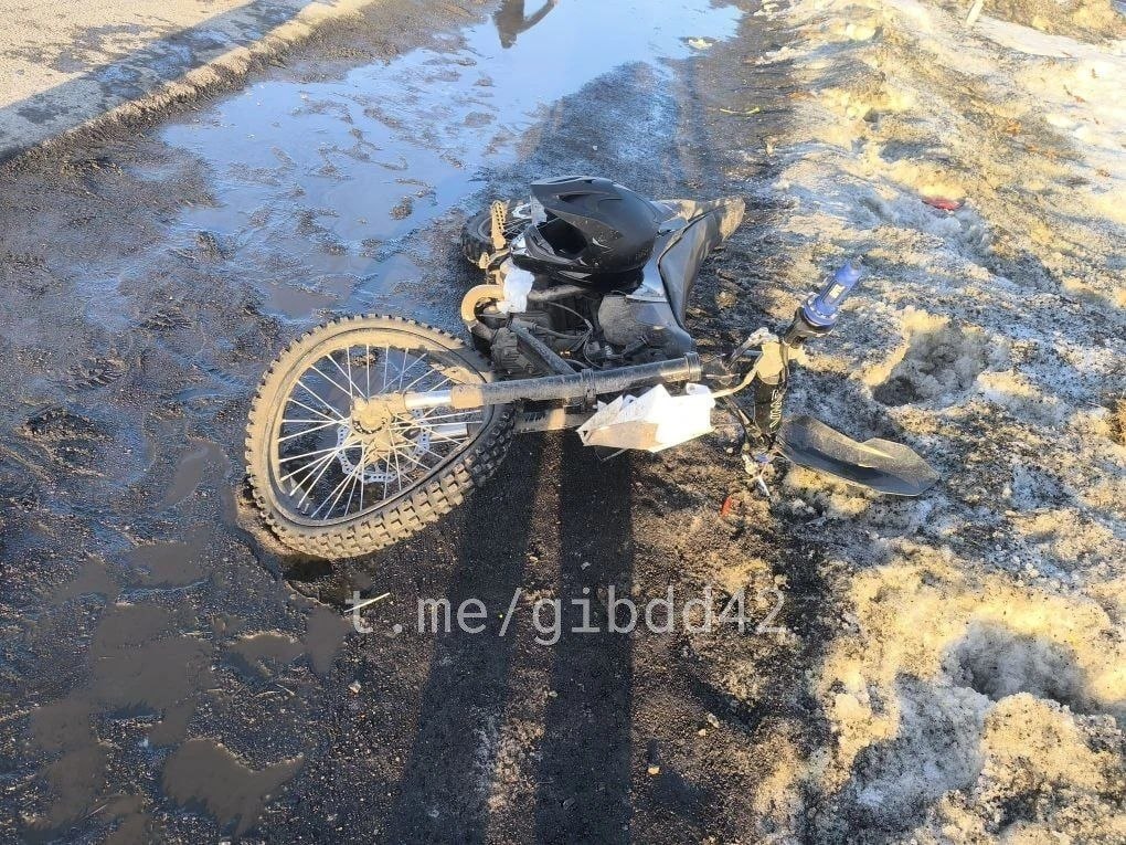 Госавтоинспекция Кузбасса настоятельно рекомендует взрослым не допускать детей и подростков к управлению мототехникой и не оставлять ключи от транспортных средств в свободном доступе Госавтоинспекция Кузбасса настоятельно рекомендует взрослым не допускать детей и подростков к управлению мототехникой и не оставлять ключи от транспортных средств в свободном доступе