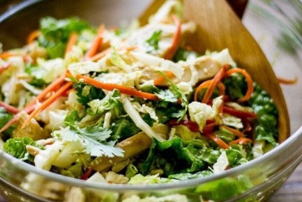 Непревзойденный салат с помидорами и пекинской капустой для вашего стола