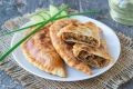 Постные чебуреки с капустой