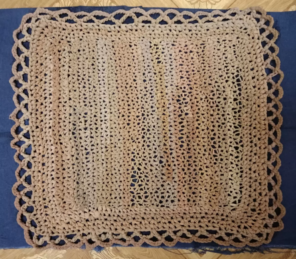 Коврики из старых колготок: просто, удобно и экологично