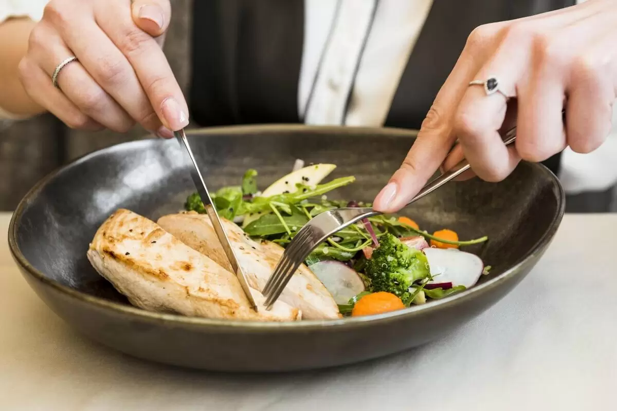 Легкие рецепты ужинов для похудения: 5 вкусных идей до 400 ккал