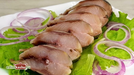 Селедка в сухом посоле: простая идея для вкусного пикника