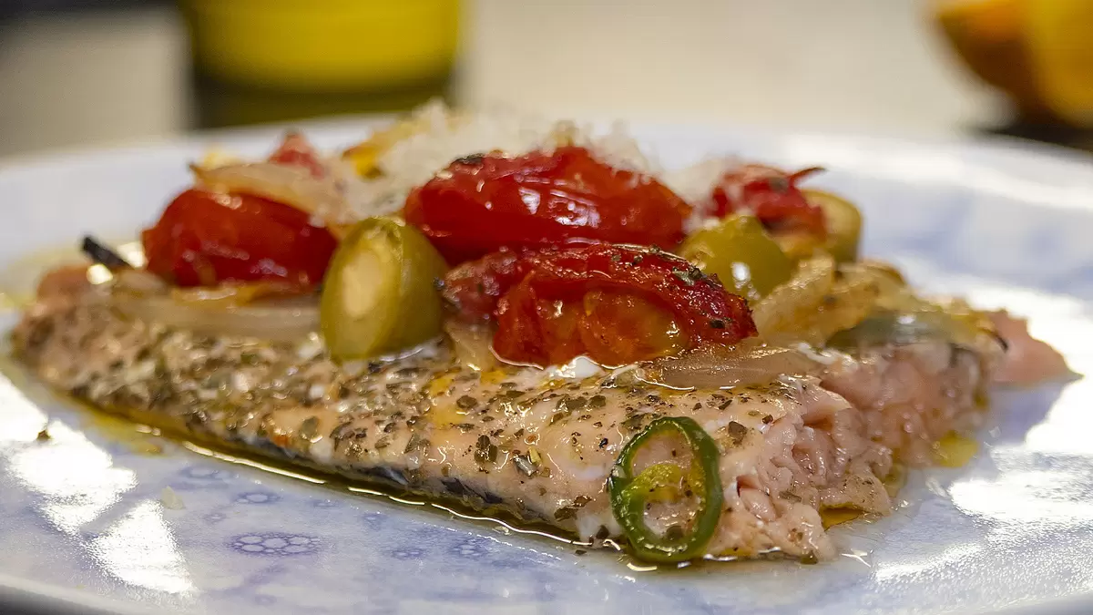 Восхитительная горбуша с овощами и пармезаном