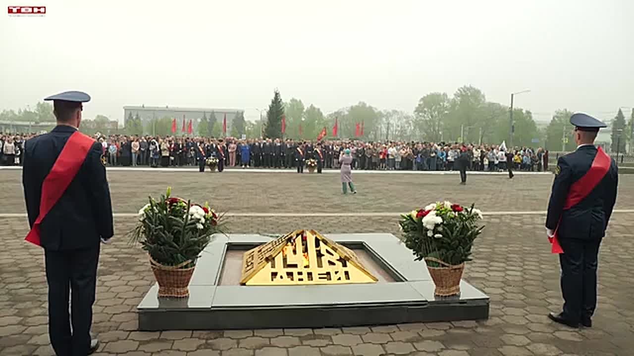 9 мая. Митинг на площади Побед