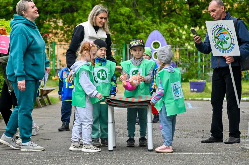 В Куйбышевском районе прошли соревнования «Маленькие спасатели» В Куйбышевском районе прошли соревнования «Маленькие спасатели»