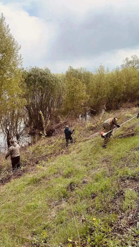 В Новокузнецке продолжаются плановые работы на гидротехнических сооружениях В Новокузнецке продолжаются плановые работы на гидротехнических сооружениях