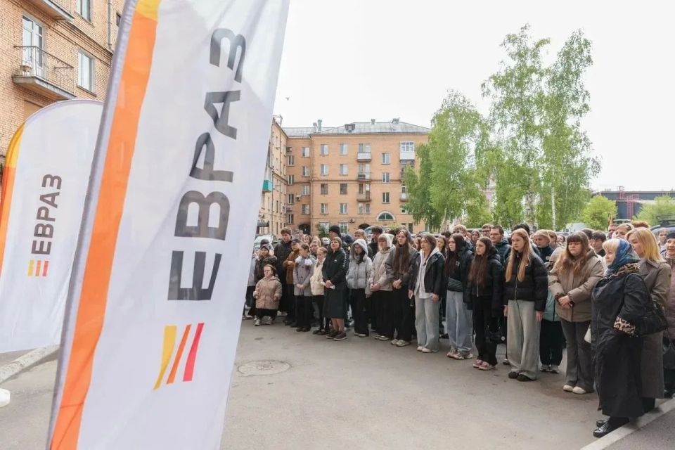 В Новокузнецке появился мурал в честь Михаила Кутузова В Новокузнецке появился мурал в честь Михаила Кутузова