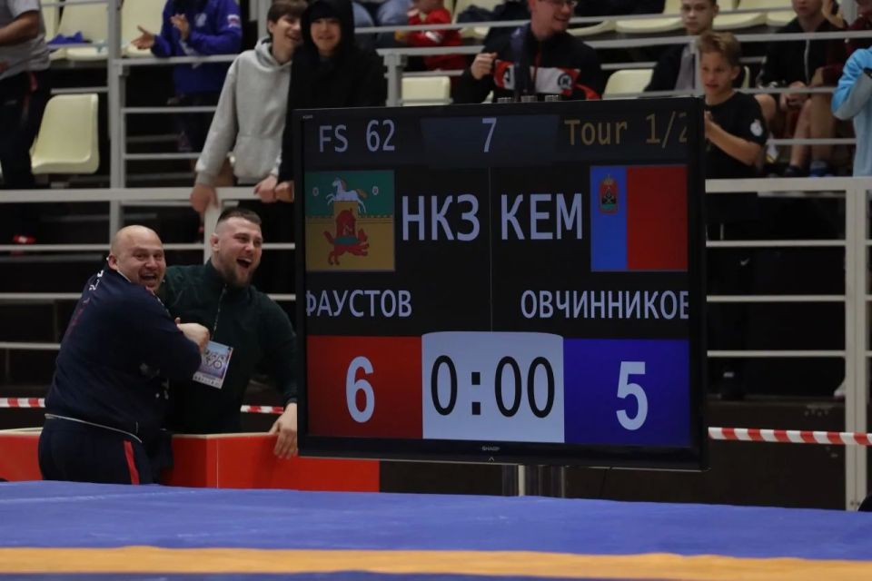 Новокузнечане стали вторыми в финале «Лиги борьбы Кузбасса» Новокузнечане стали вторыми в финале «Лиги борьбы Кузбасса»