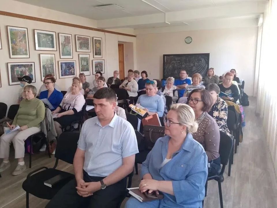В Новоильинском районе прошёл четвёртый семинар из серии «Основы ЖКХ» В Новоильинском районе прошёл четвёртый семинар из серии «Основы ЖКХ»