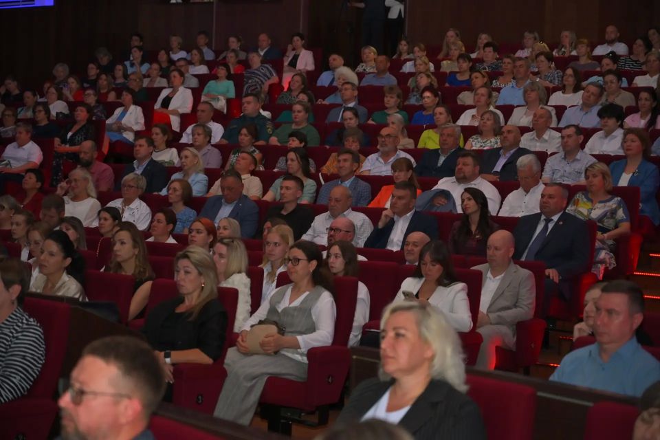 Торжественный приём, посвящённый Дню медицинского работника Торжественный приём, посвящённый Дню медицинского работника