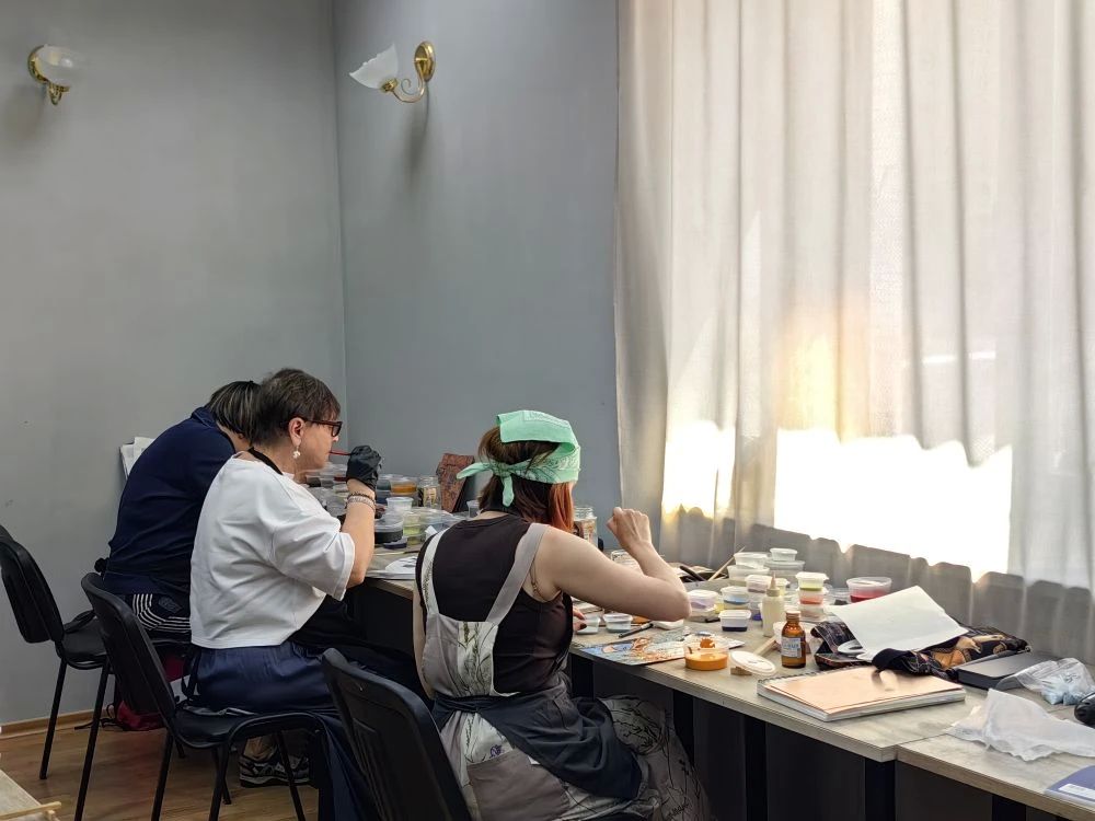 Новая творческая "семья" появилась в рамках Всероссийского симпозиума по горячей эмали Новая творческая "семья" появилась в рамках Всероссийского симпозиума по горячей эмали
