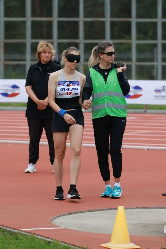 Легкоатлетка из Новокузнецка завоевала медали чемпионата России среди спортсменов с нарушением зрения Легкоатлетка из Новокузнецка завоевала медали чемпионата России среди спортсменов с нарушением зрения