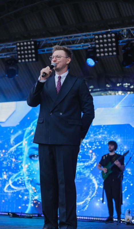 Нейрофестиваль #БУДУЩЕЕЗДЕСЬ в честь Дня металлурга! Нейрофестиваль #БУДУЩЕЕЗДЕСЬ в честь Дня металлурга!