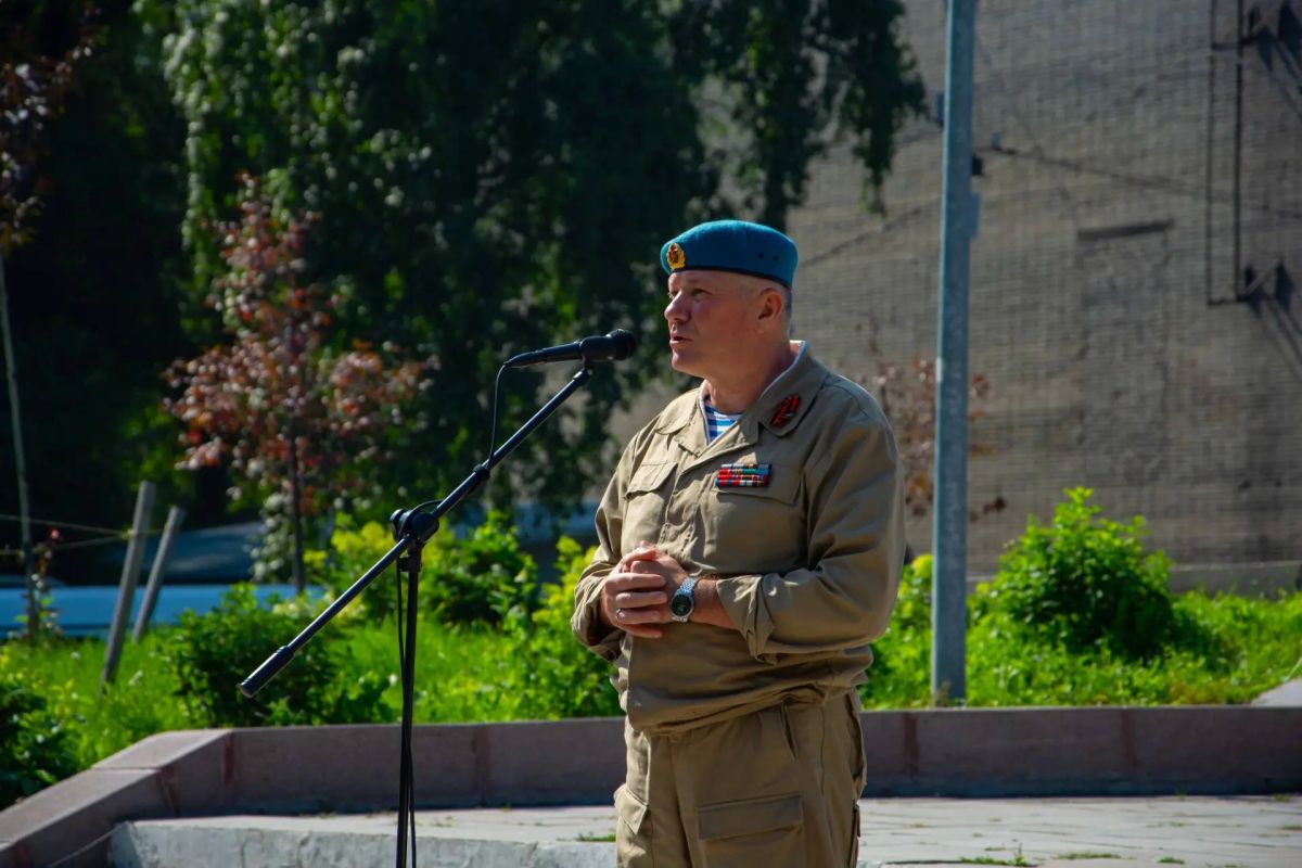 Новокузнецк масштабно и торжественно отметил День Воздушно-десантных войск! Новокузнецк масштабно и торжественно отметил День Воздушно-десантных войск!