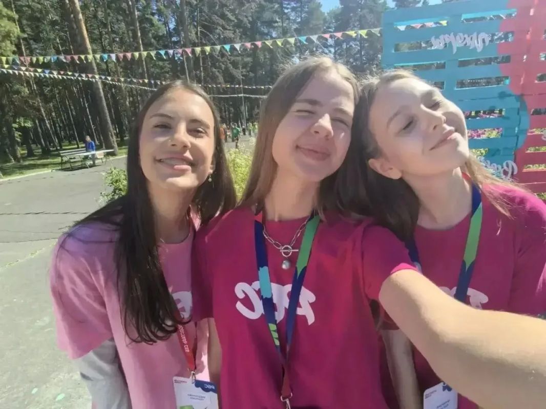 Сегодня день рождения отмечает Республика беспокойных сердец! Сегодня день рождения отмечает Республика беспокойных сердец!