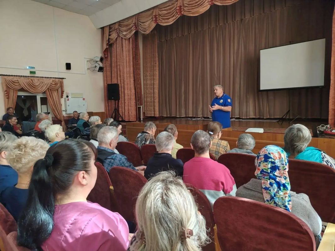 Безопасность для каждого: в Новокузнецке прошли занятия для неработающего населения Безопасность для каждого: в Новокузнецке прошли занятия для неработающего населения