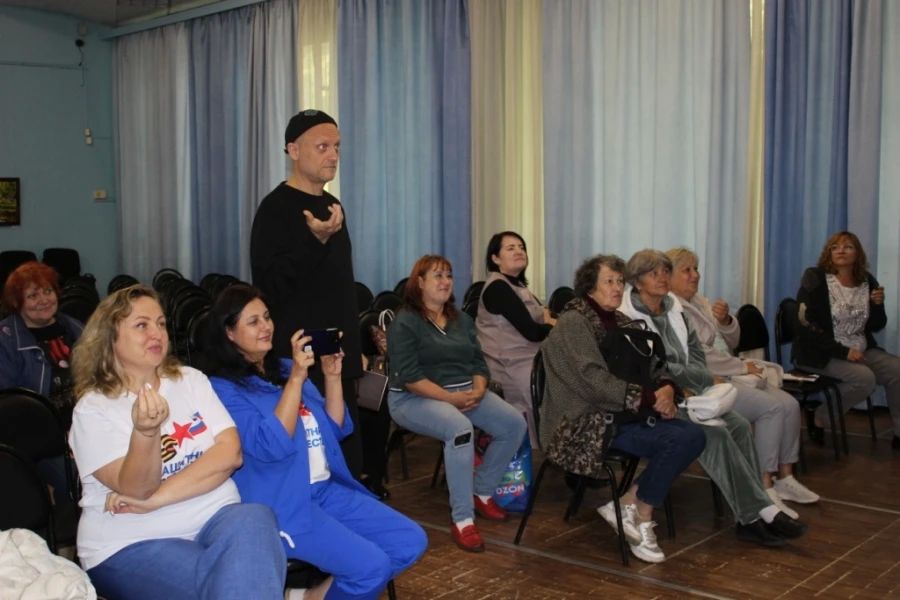 В Новокузнецке состоялась третья встреча клуба «Опора» В Новокузнецке состоялась третья встреча клуба «Опора»