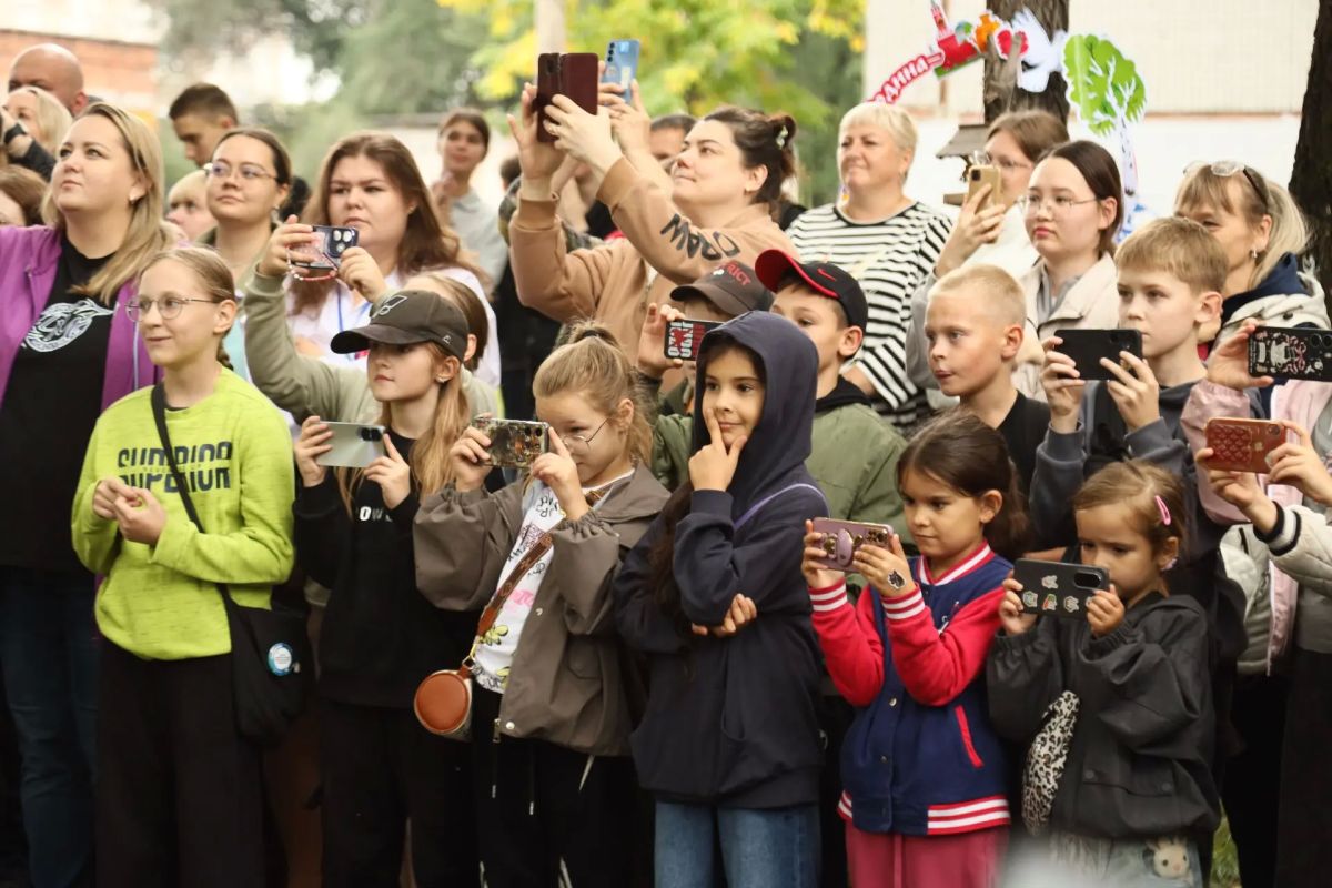 В школе №2 Центрального района состоялось торжественное открытие современной спортивной площадки В школе №2 Центрального района состоялось торжественное открытие современной спортивной площадки
