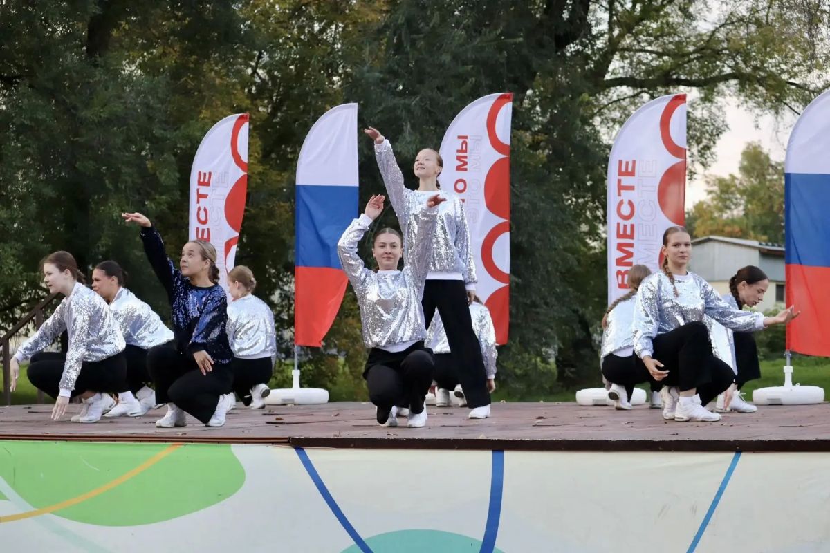 Яркий финал городского фестиваля "Кузнецкая осень" Яркий финал городского фестиваля "Кузнецкая осень"