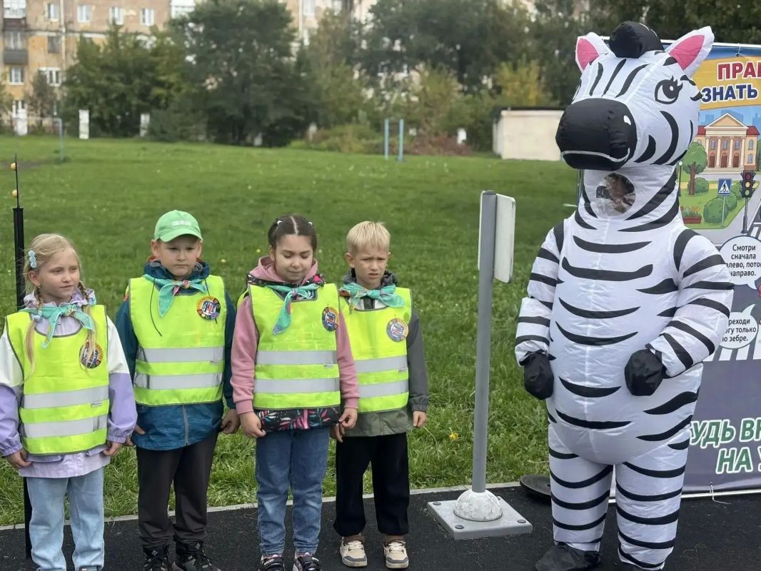 В Доме детского творчества № 1 прошёл городской конкурс «Мой любимый самокат» В Доме детского творчества № 1 прошёл городской конкурс «Мой любимый самокат»