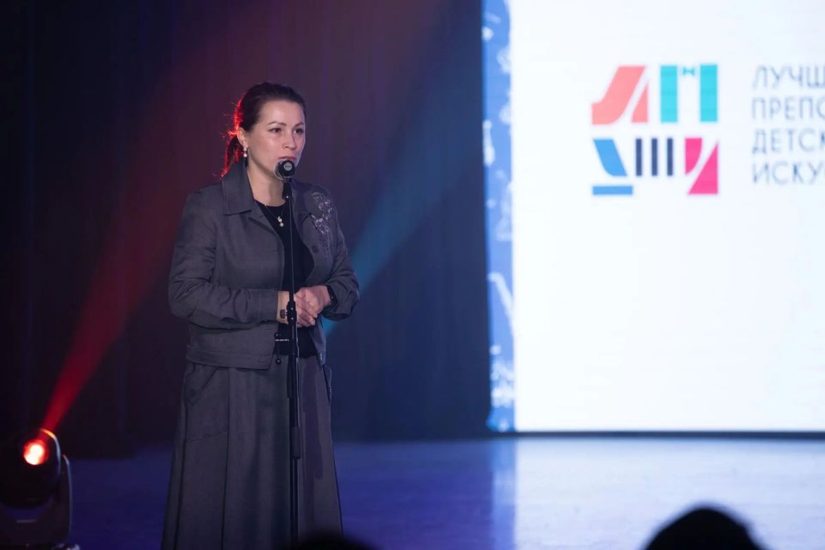 Начался II окружной этап Общероссийского конкурса «Лучший преподаватель детской школы искусств» с участием новокузнецкого педагога ДШИ № 55 Екатерины Блиновой Начался II окружной этап Общероссийского конкурса «Лучший преподаватель детской школы искусств» с участием новокузнецкого педагога ДШИ № 55 Екатерины Блиновой